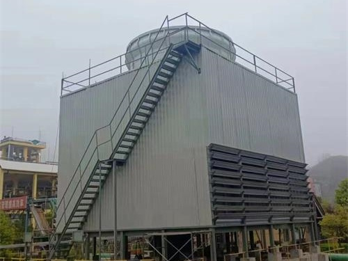 注塑機冷卻塔的特點和要求是什么？,注塑機冷卻塔安裝圖片